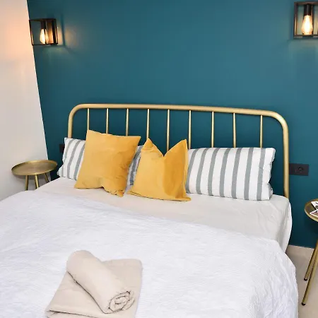 D&d Διαμέρισμα