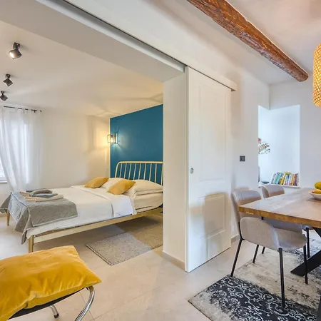 D&d Apartment *