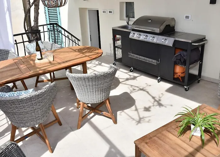 D&d Διαμέρισμα *