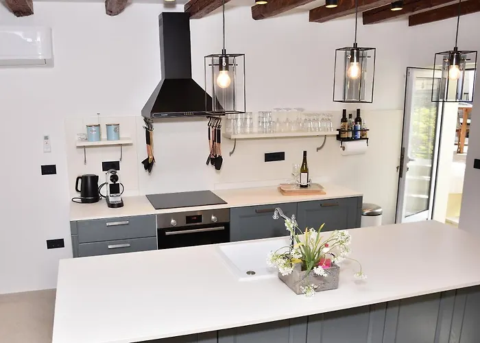 D&d Διαμέρισμα Ρόβινι