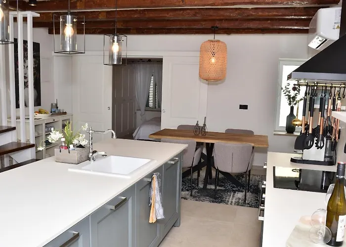 D&d Διαμέρισμα Ρόβινι